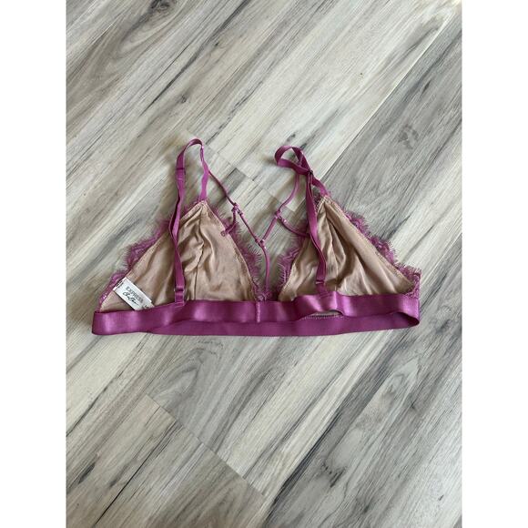 Women's Size Large Express One Eleven Purple Lace Bralette Wire Free - Picture 2 of 4
